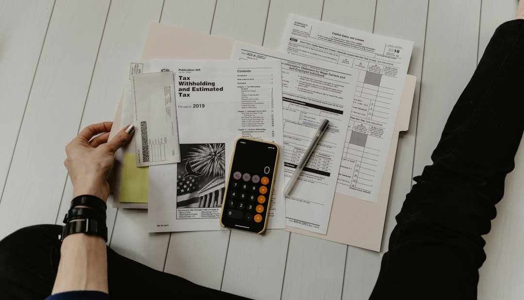 Accounting documents and calculator for statutory journal entries